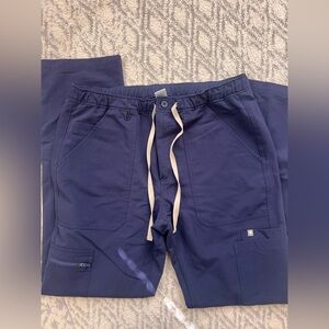 Figs Men's Navy Cairo Cargo Pants with Cream Drawstring